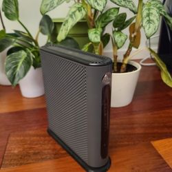 MOTOROLA MG7540  Cable Modem Plus AC1600