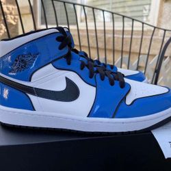 Jordan 1 Mid Signal Blue
