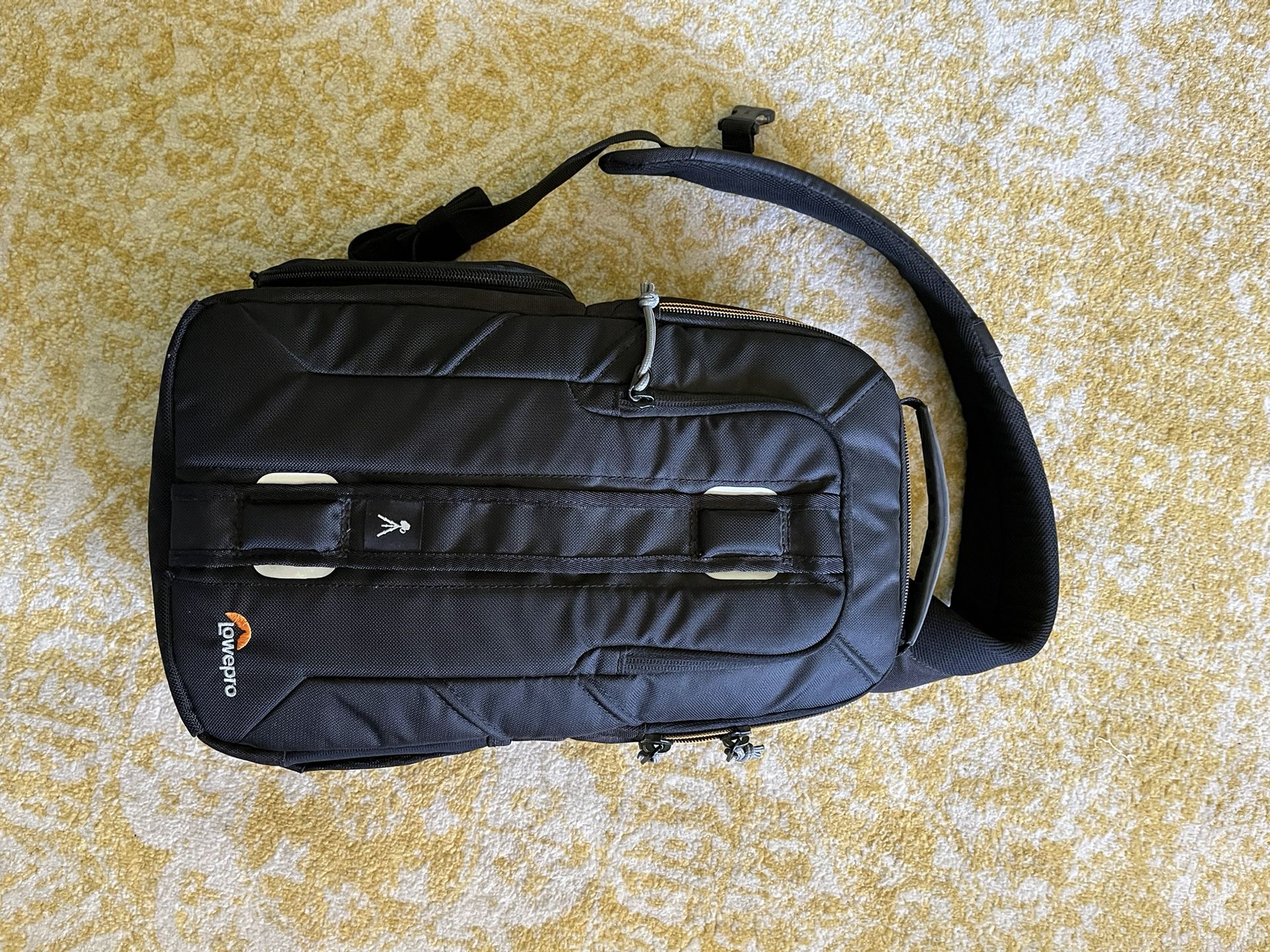 Lowepro Slingshot Camera Backpack 