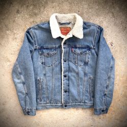 Levi’s Men’s Sherpa Denim Jacket Medium