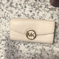 Micheal Kors Wallet