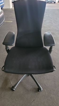 2017 Herman Miller Embody Office Desk Gaming Chairs