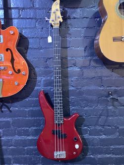 Yamaha Electric Bass Guitar Red