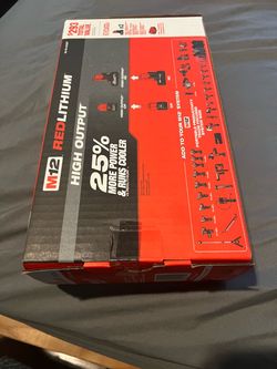 Milwaukee M12 12V Lithium-Ion XC High Output 5.0 Ah Battery Pack (2-Pack) Starter Kit with Charger Brand New