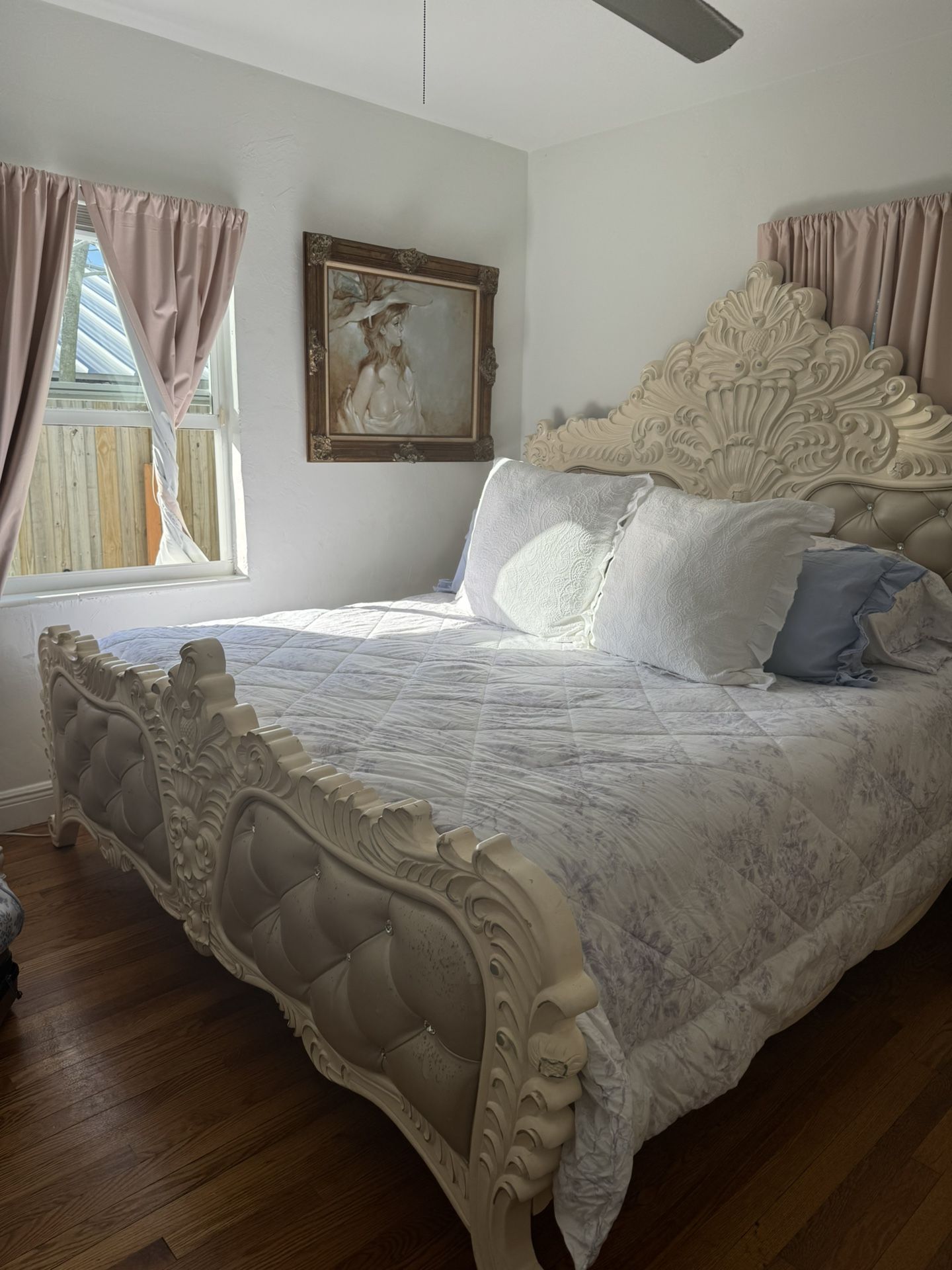 King size bed and dresser