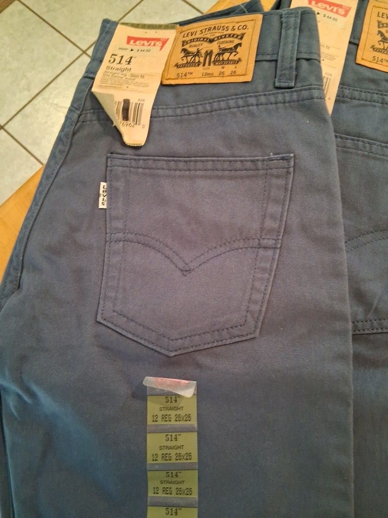 Levi's