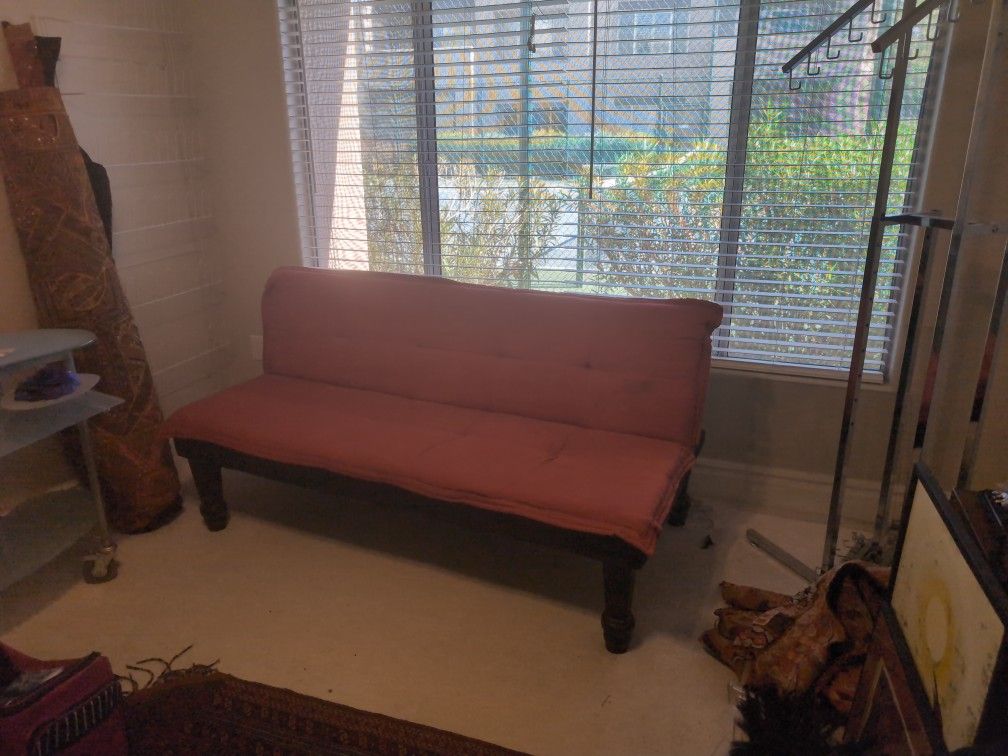 Futon for Sale in Scottsdale, AZ OfferUp