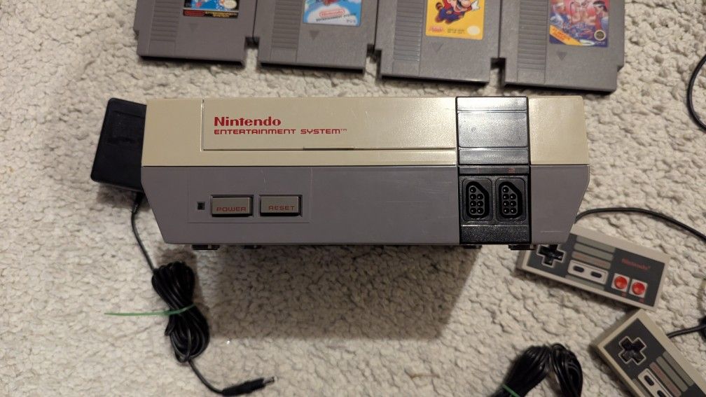 Nes