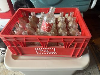 Vintage Pop Shoppe Crate And 24 Bottles