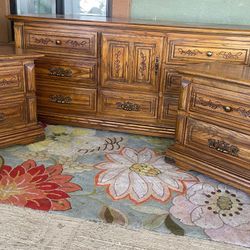 Gorgeous Solid Wood Long Dresser Whit Two Nigth Stand 