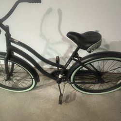 Ladies Huffy 26” Bike 