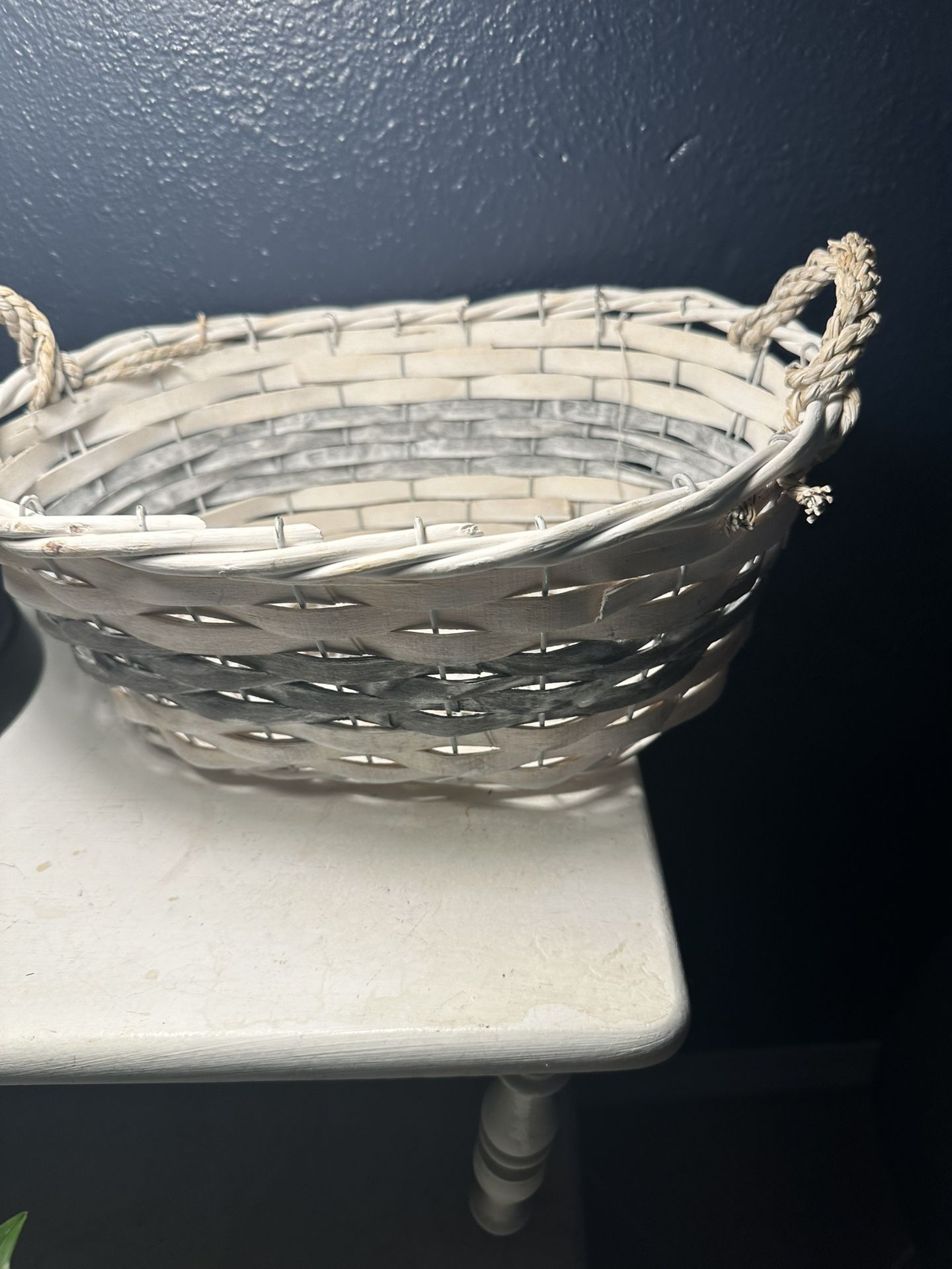 Wicker Basket White 10” X 13”