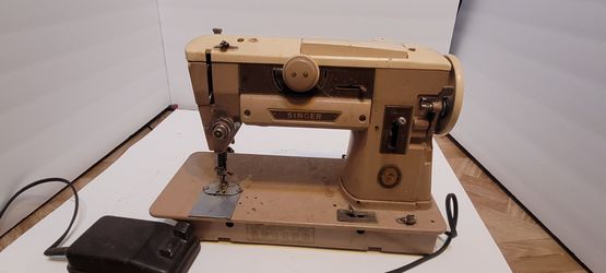 Retro Singer Sewing Machine