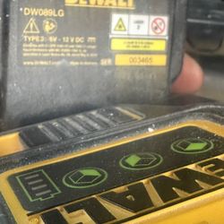 Three Beam Dewalt Line Laser
