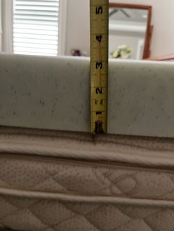King Cooling Gel Mattress Topper-Nearly New!