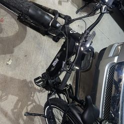 E-Bikes 700 For Both 