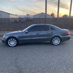 2006 Mercedes  E350 