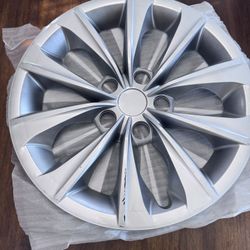Hubcaps for Toyota Camry 16” rim covers 4pcs set some scratches see pictures polveras platos tapas