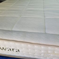 Queen Awara Natural Luxury Hybrid Mattress - Like New