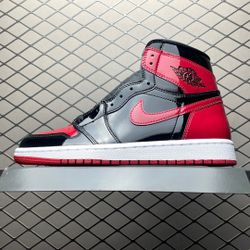 Air Jordan 1 Men’s Sneaker With Box New R