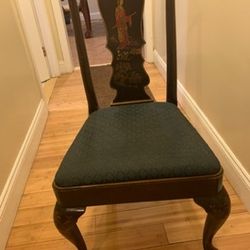 Chinese Game Table With 4 Chairs