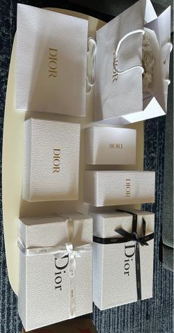DIOR Gift Boxes & Gift Bags