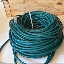Extensión Eléctrica De 200 Pies  Cable Número 10 Y 3 Pistolas De Clavos De Finja