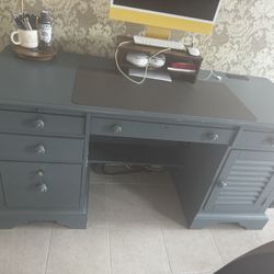 Office Desk