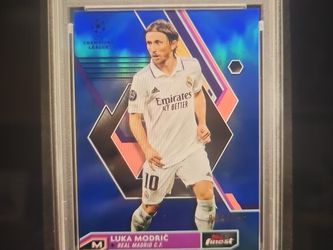 Luka Modric 2022-23 Topps Finest UEFA Blue Refractor /150 PSA 9