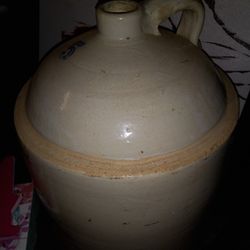 Jug With 5 Stamp