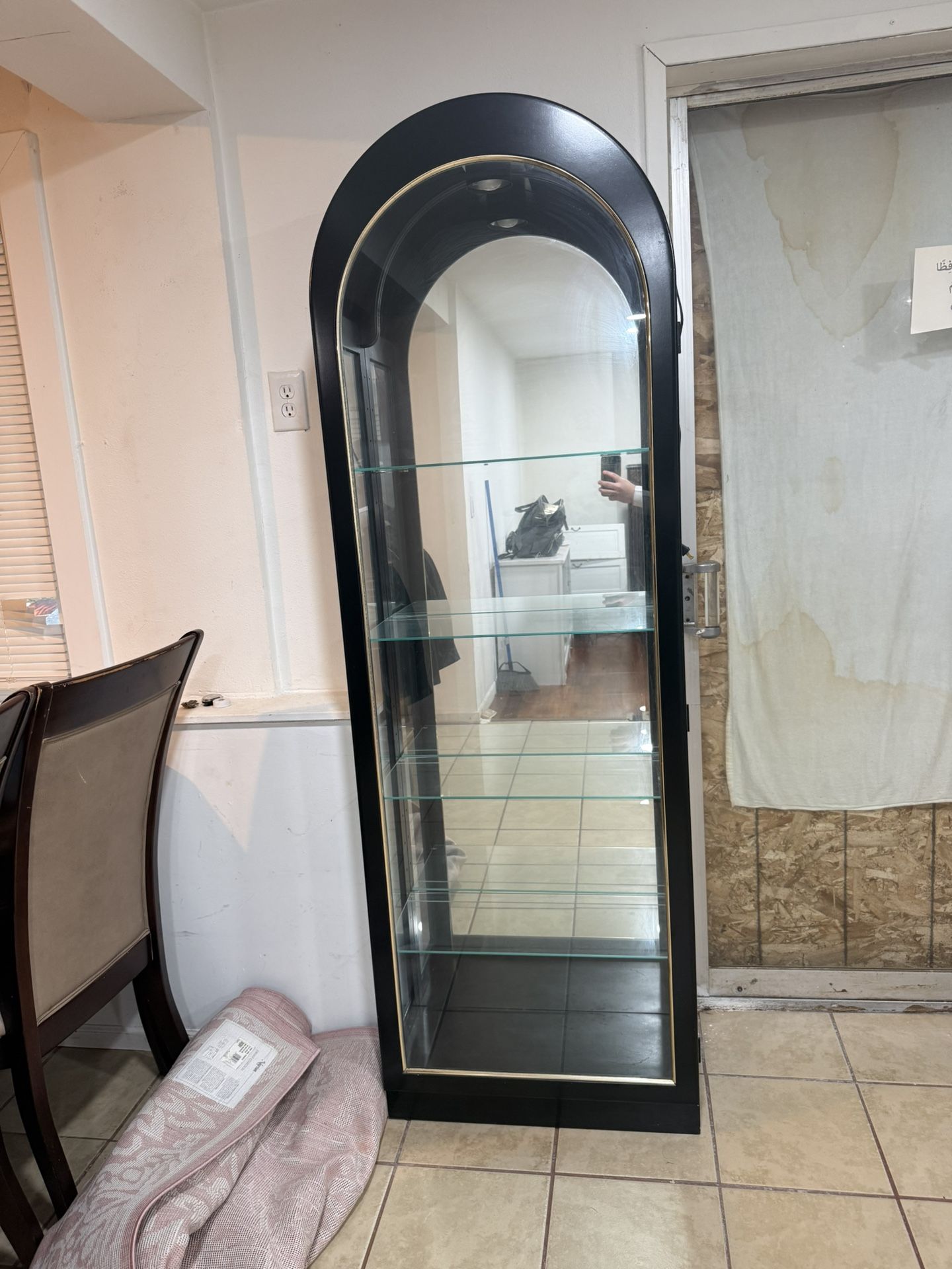 Glass Display Cabinet – Top Light