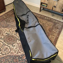 Dakine World Traveler Quad Surfboard Bag 9’6