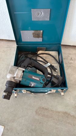 MAKITA NIBBER. Machine