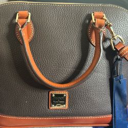 Dooney & Bourke Bag 