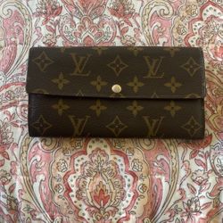 Louis Vuitton wallet 