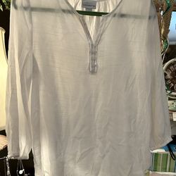 Ladies Medium Liz Claiborne White Tunic With 3/4 Sleeves