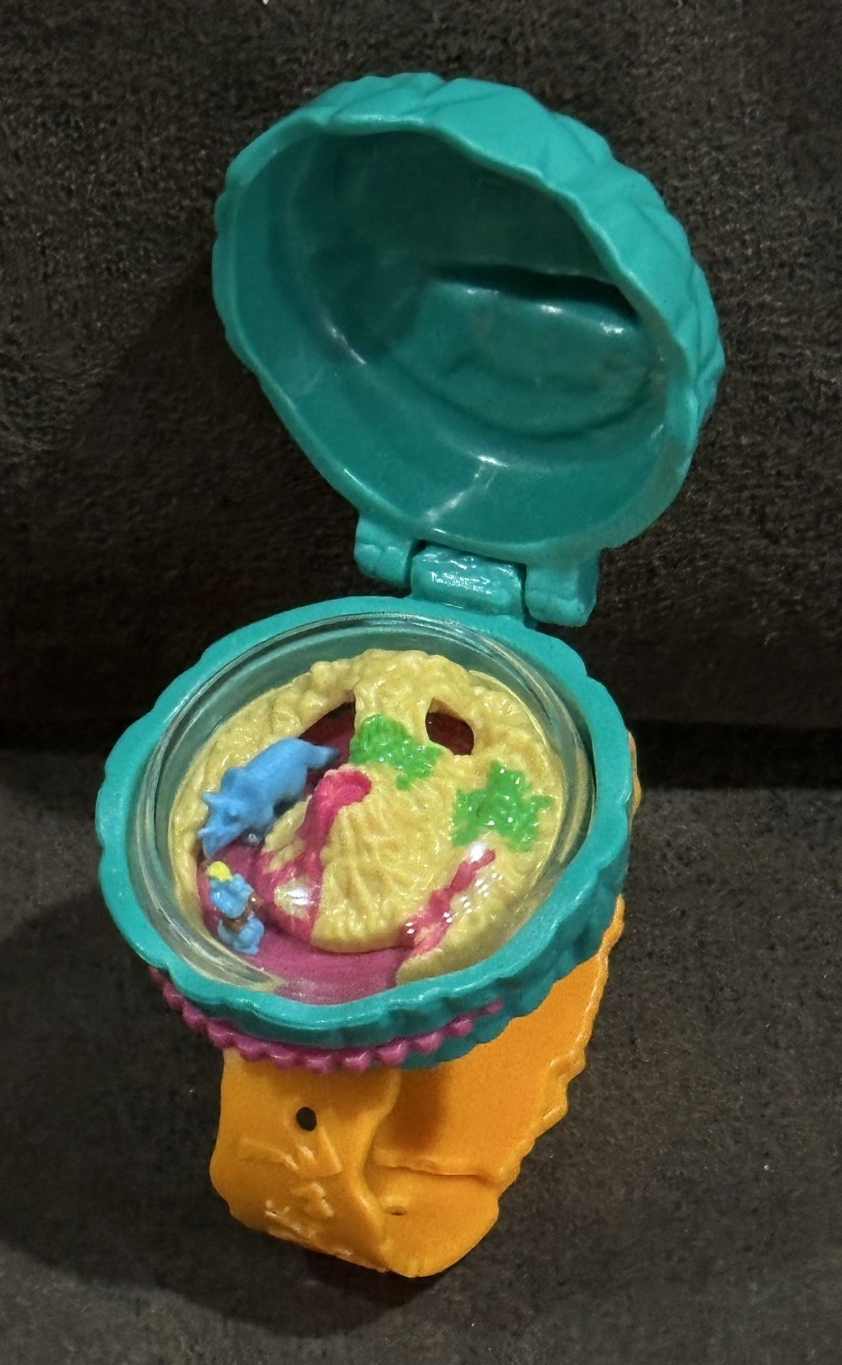 Vintage 1996 Wendy’s Club Cave Toy Watch  