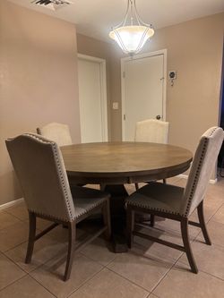 Ashley Furniture Johnelle Dining Set