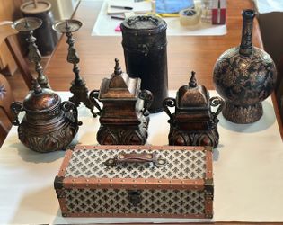 Black/Patina Decor - Lot Of 8