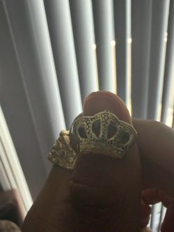 10k Crown Ring 👑