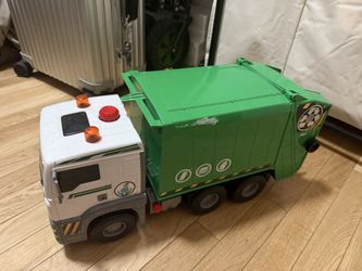 Big garbage truck