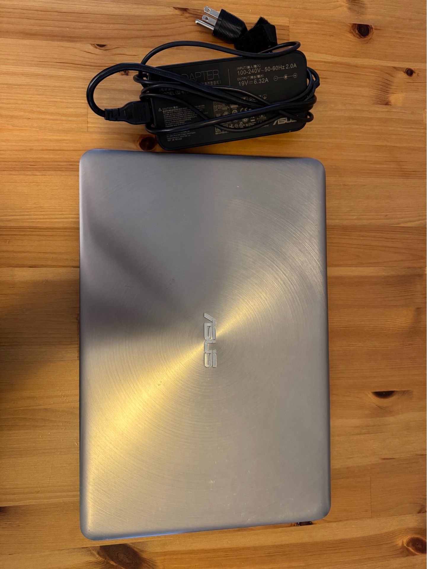 ASUS ZenBook UX510U 15.6โ i7 / 16GB / 512GB SSD / GTX 960M
