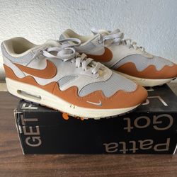 Nike Air Max 1 Patta Monarch (size 11)