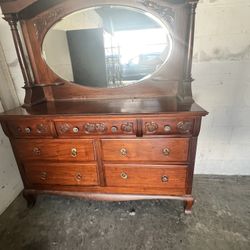 Beautiful Solid Wood Dresser 