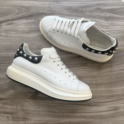 Alexander McQueen Oversized Sneaker Studded Size 11 (EU 44) Men’s