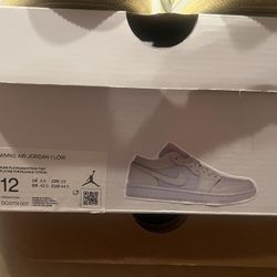 Air Jordan 1 Low Lemonade