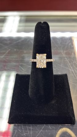 Lab Diamond Ring