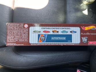 Hot  wheels 5 car package