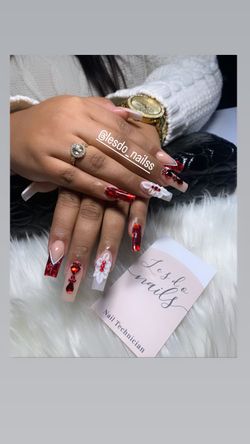 Nail Tech
