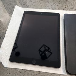 Apple iPad 6th Gen A1893 (WiFi) 32GB Space Gray